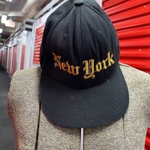 HAT CLUB New York Black and Gold Cap
